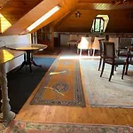 Manor House On The Danube Bend * Tahitófalu