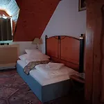 Manor House On The Danube Bend Apartamento Tahitófalu