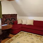 Manor House On The Danube Bend Apartamento Tahitófalu