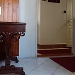 Manor House On The Danube Bend Apartamento