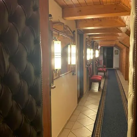 Manor House On The Danube Bend Apartment