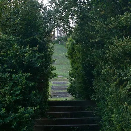 Manor House On The Danube Bend アパート Tahitófalu