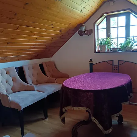 Manor House On The Danube Bend * Tahitófalu