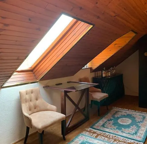 Manor House On The Danube Bend 아파트 Tahitófalu